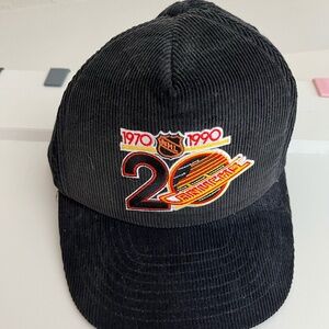Vintage 1990s Vancouver Canucks Corduroy Hat - Black